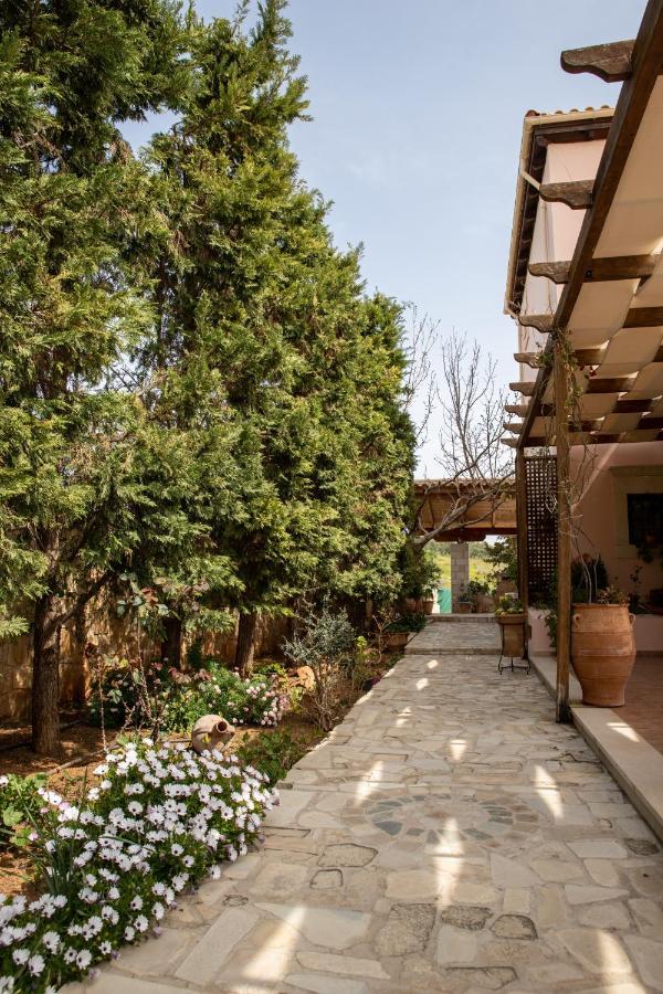 Kritamos Villa & Apartments Камиларион Экстерьер фото