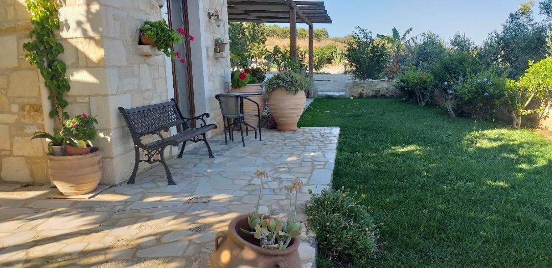 Kritamos Villa & Apartments Камиларион Экстерьер фото